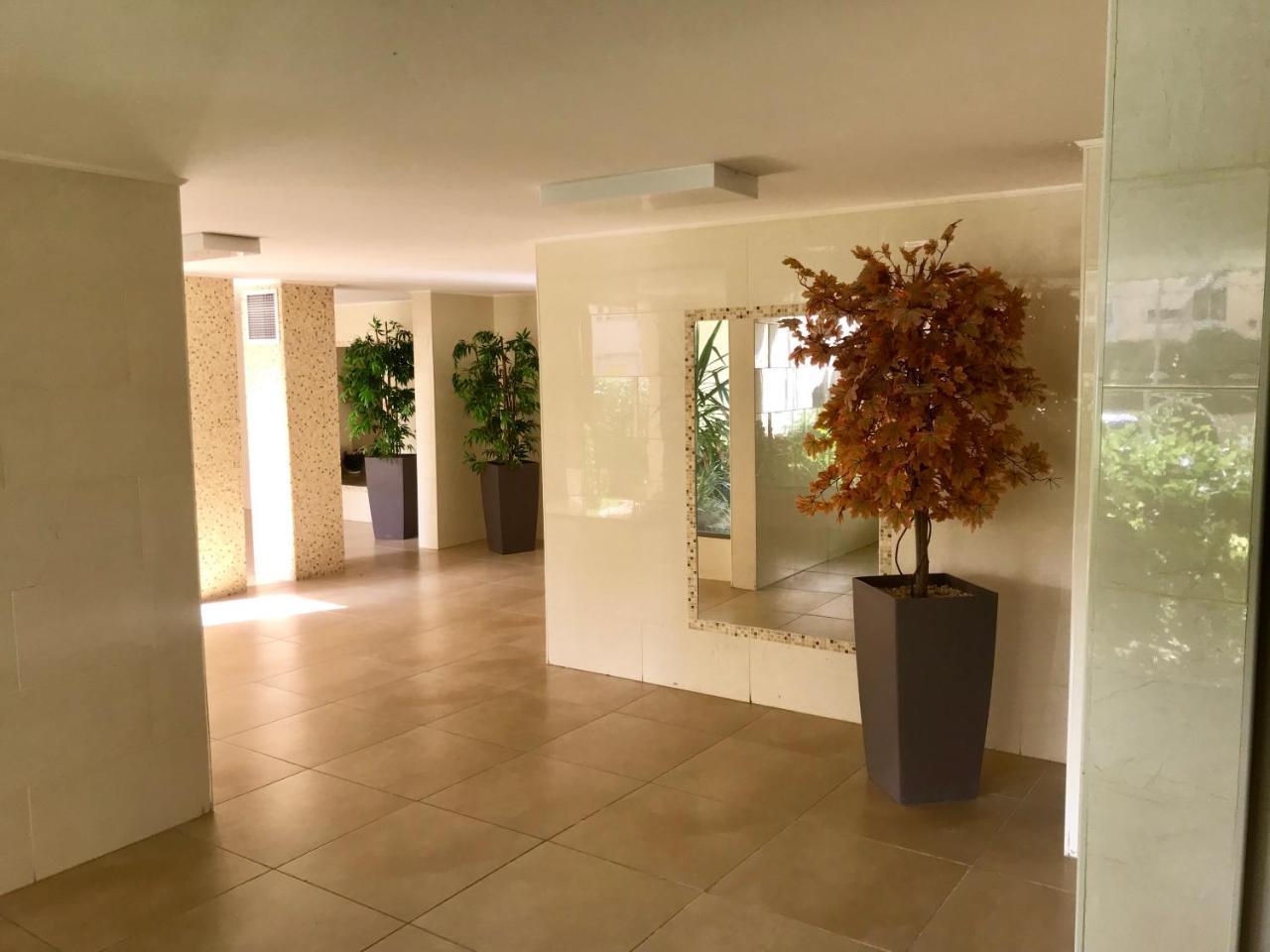 Royal Lea Apartmens Netanya Exteriör bild