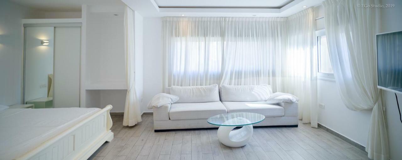 Royal Lea Apartmens Netanya Exteriör bild